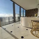 Premium Sky Jacuzzi * Klaipėda