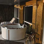 Premium Sky Jacuzzi Apartamento Klaipėda