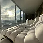 Premium Sky Jacuzzi *