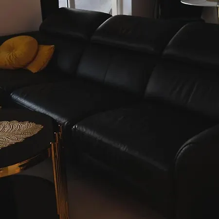 Premium Sky Jacuzzi Apartment