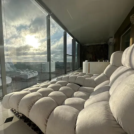 Premium Sky Jacuzzi *