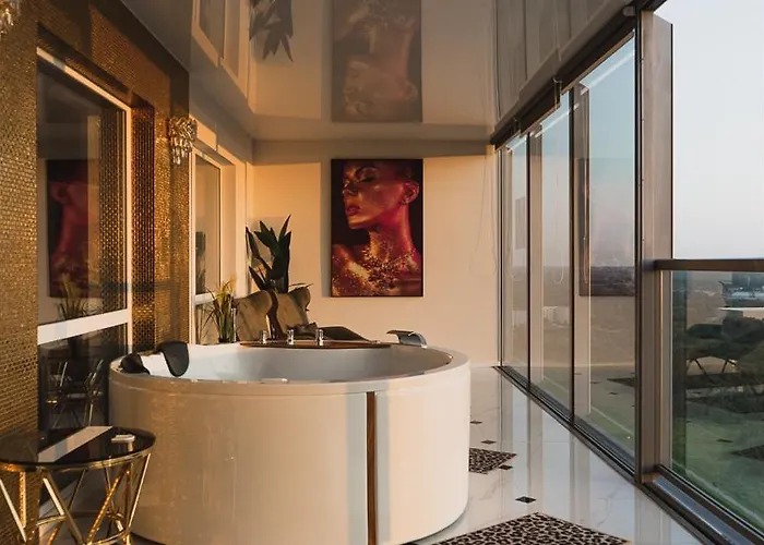 Premium Sky Jacuzzi * Klaipeda