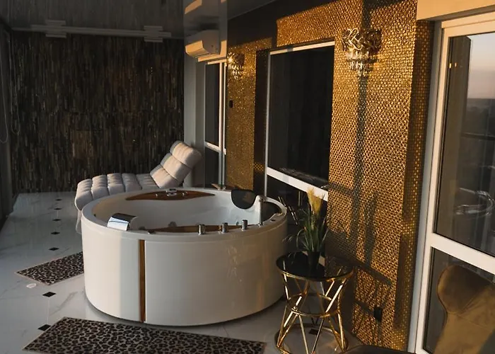 Premium Sky Jacuzzi Apartment Klaipeda